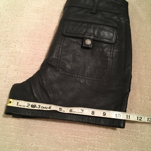 Harley Davidson Leather shorts - Picture 8 of 8